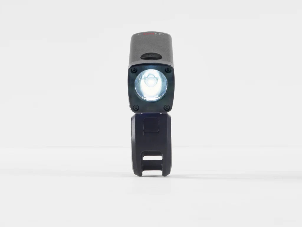 Bontrager Ion Elite R - 1000 Lumens - Front Light – bikes.com.au Bontrager Ion Elite R - 1000 Lumens - Front Light – bikes.com.au