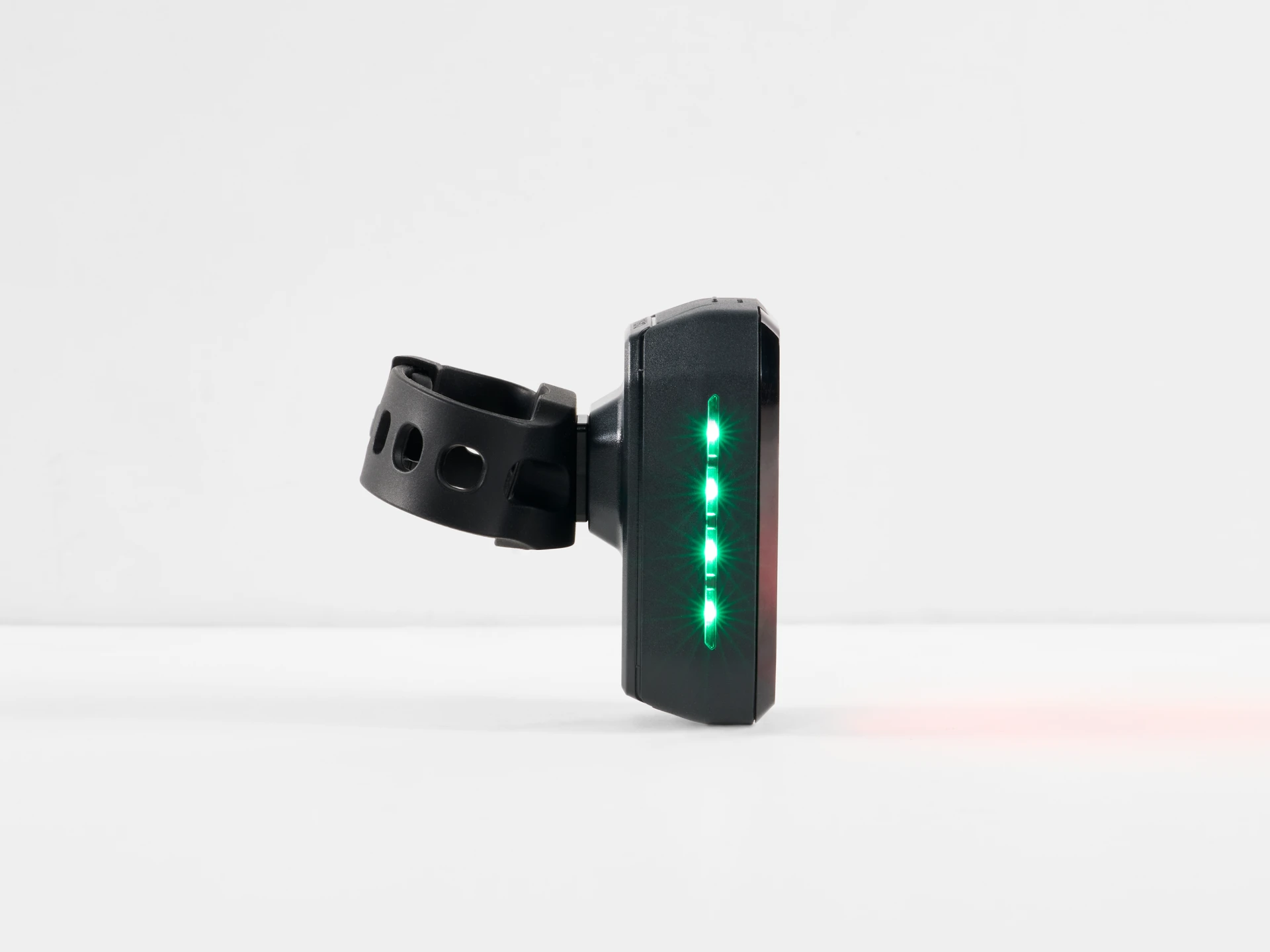 Trek CarBack Radar - 90 Lumens - Rear Light – bikes.com.au Trek CarBack Radar - 90 Lumens - Rear Light – bikes.com.au