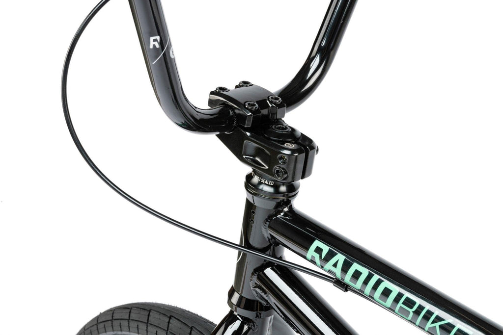Radio SAIKO 18" BMX - Black - bikes.com.au